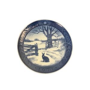 Christmas Plates Vintage 1971 Royal Copenhagen in Exc. Condition